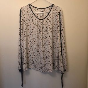 Maurices top